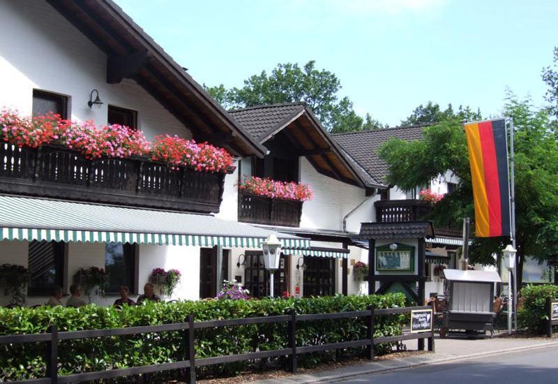 Landhotel Linden Am Venekotensee Niederkrüchten Exteriér fotografie